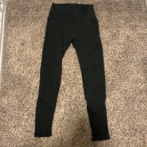 Alphalete revival leggings